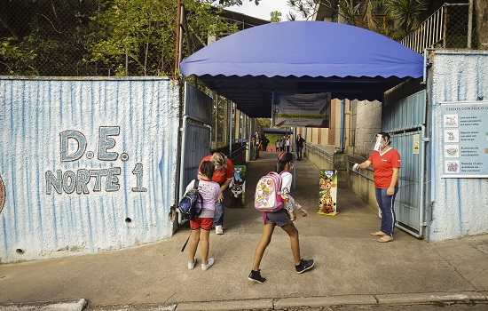 Escolas da rede estadual de SP retomam atividades presenciais a partir desta quarta-feira