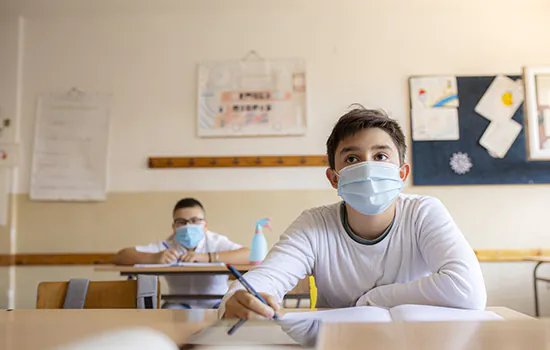 Escolas podem reabrir a partir de hoje em SP