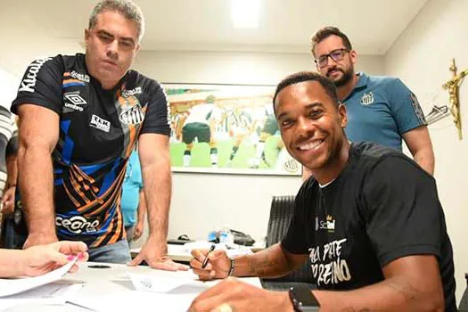 Santos anuncia retorno de Robinho