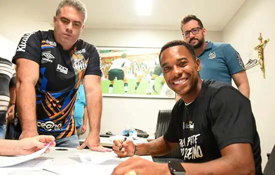 Santos anuncia retorno de Robinho