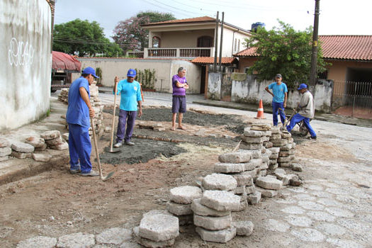 Bairros de Ribeirão Pires recebem manutenções