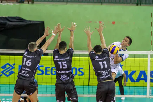 Superliga Banco do Brasil: Pacaembu/Ribeirão Preto supera Denk Academy Maringá Vôlei