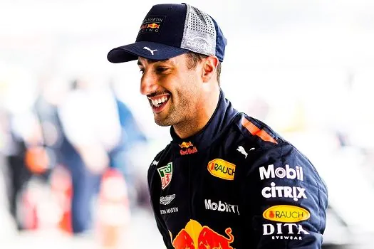 Sem contrato com a McLaren, Ricciardo será piloto reserva da Red Bull em 2023