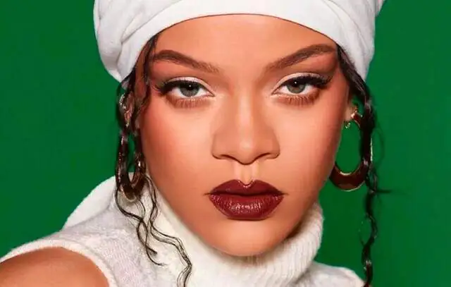 Rihanna dá à luz uma menina