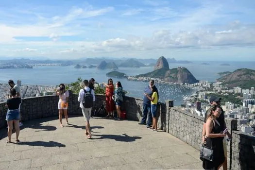 Cidade do Rio tem recorde de calor nesta sexta-feira de carnaval