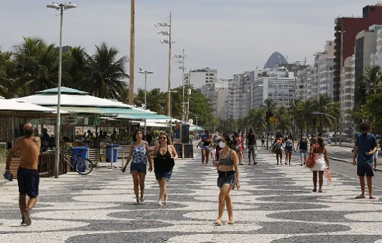 Rio registra alta de 313% em internações e 172% em óbitos por covid-19