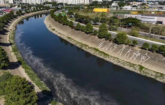 No Rio Tietê