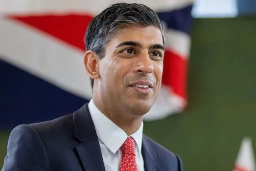 Reino Unido: Rishi Sunak é eleito premiê após Penny Mordaunt retirar candidatura