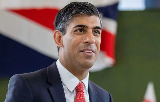 Reino Unido: Rishi Sunak é eleito premiê após Penny Mordaunt retirar candidatura