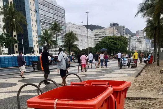 Réveillon do RJ teve menos lixo que a média histórica, diz Comlurb