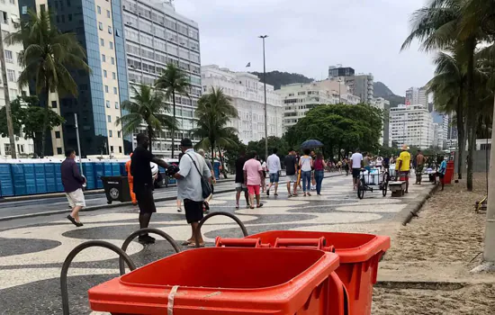 Réveillon do RJ teve menos lixo que a média histórica