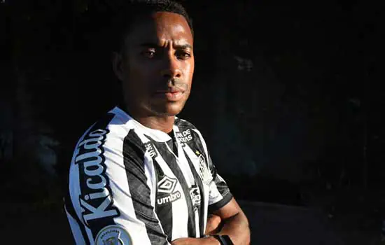 A polêmica volta de Robinho para o Santos