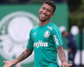 Título do post: Palmeiras anuncia renovao com Marcos Rocha