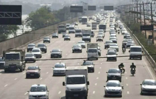 SP suspende rodízio de veículos na véspera de feriado