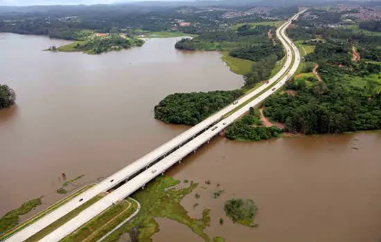 Rodoanel espera 642 mil veículos no feriado de Corpus Christi