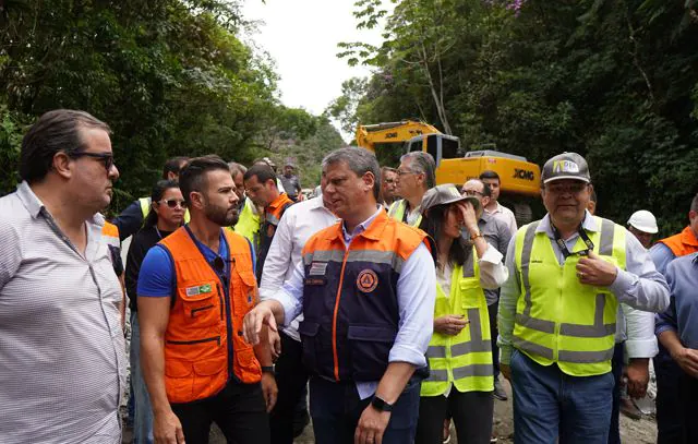 Governo de SP antecipa liberação do tráfego na Rodovia Mogi-Bertioga (SP-098)