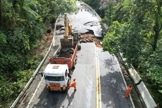 Governo de SP informa sobre situação das chuvas no litoral paulista