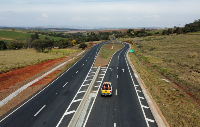 Governo entrega modernização de rodovias em Mogi Guaçu e Amparo_x000D_