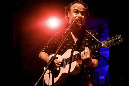 Rodrigo Amarante apresenta seu repertório solo em São Paulo