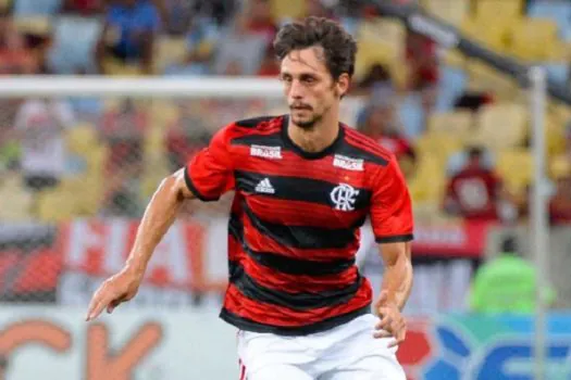 Rodrigo Caio reforça time alternativo do Flamengo em duelo de invictos com Bangu