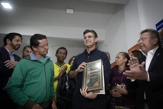 Governador Rodrigo Garcia toma posse em inauguração de unidade do Bom Prato em SP