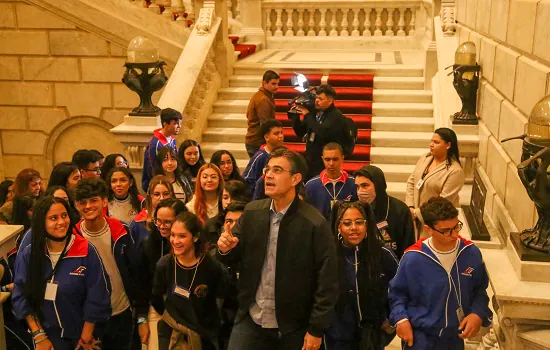 Rodrigo Garcia visita pela primeira vez o Novo Museu do Ipiranga