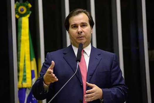 PT desiste de apoiar Rodrigo Maia na disputa pelo comando da Câmara