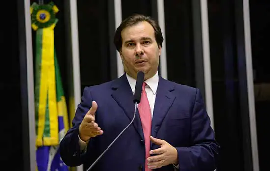 PT desiste de apoiar Rodrigo Maia na disputa pelo comando da Câmara