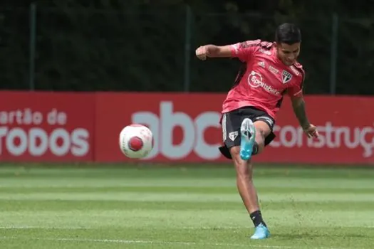 Rodrigo Nestor trabalha normalmente no São Paulo e pode ser reforço na visita ao Grêmio