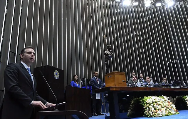 Rodrigo Pacheco é reeleito presidente do Senado