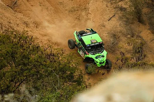 Rodrigo Varela vence e é quase 100% no Brasileiro de Rally