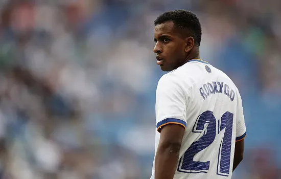 Brasileiro Rodrygo está entre 5 novos casos de covid-19 no elenco do Real Madrid