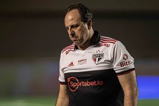 Ceni evita falar em troca no gol no São Paulo: ‘Vamos escolher o que for melhor’