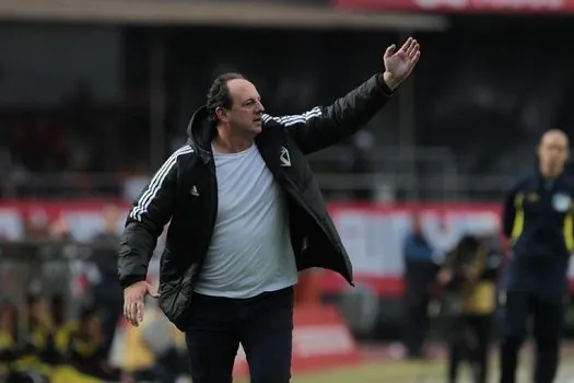 Rogério Ceni diz que abre mão de multa se quiserem demiti-lo do São Paulo