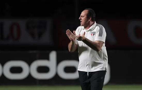 Ceni aponta dívida de dez anos do time do São Paulo com sua torcida