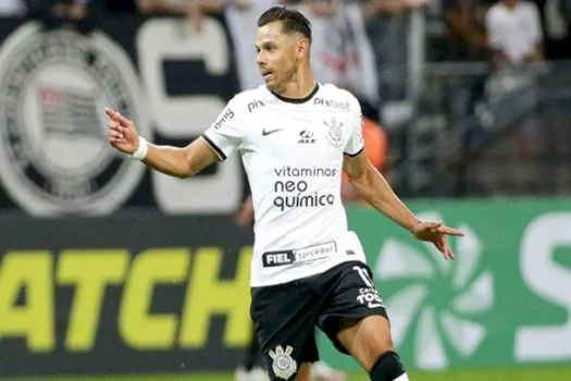 Luxemburgo preserva trio e Corinthians não terá Giuliano, Ramos e Romero no sábado