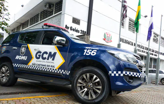 GCM de São Caetano recupera no Bairro da Fundação veículo roubado na capital