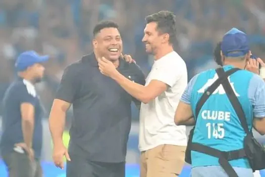 Ronaldo diz que acesso é a cereja do bolo no Cruzeiro: “Hoje é o dia da glória”