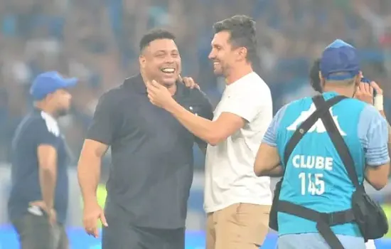 Ronaldo diz que acesso é a cereja do bolo no Cruzeiro: “Hoje é o dia da glória”