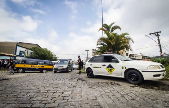 Ribeirão Pires reforça segurança no trânsito na entrada e saída das escolas