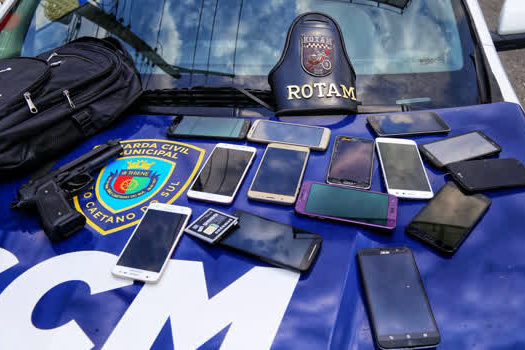 GCM de São Caetano detém dois jovens que roubavam celulares no Bairro Nova Gerty