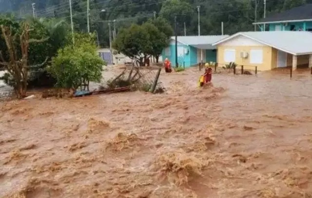 RS volta a registrar temporais após passagem de ciclone que resultou em 41 mortes