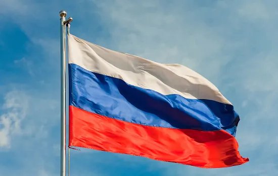 Rússia revoga licença de importante jornal independente crítico do Kremlin