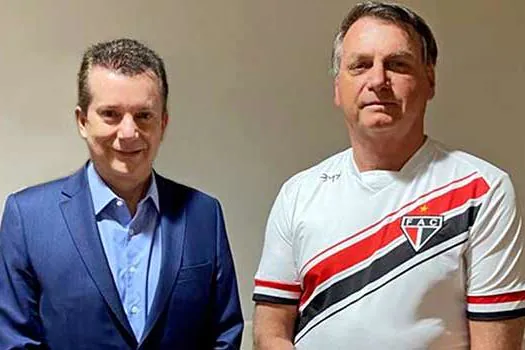 Russomanno elogia Bolsonaro e fala em auxílio municipal em lançamento de campanha