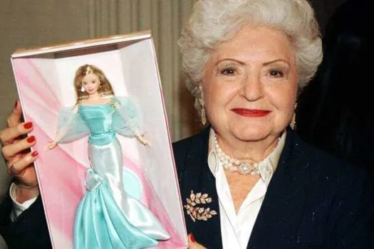 Quem é Ruth Handler, empresária por trás da criação da boneca Barbie