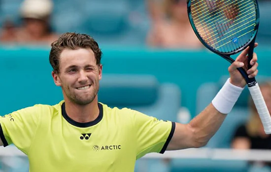 Ruud derrota Berrettini de virada e conquista o ATP 250 de Gstaad