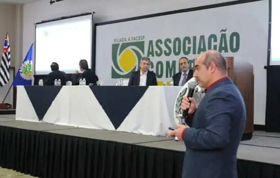 Programa Gripen Brasileiro é destaque em evento na ACISBEC