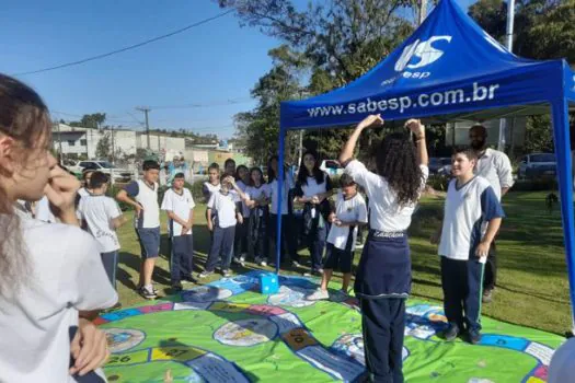 Prefeitura promove atividade de educação ambiental com crianças em parceria com a SABESP