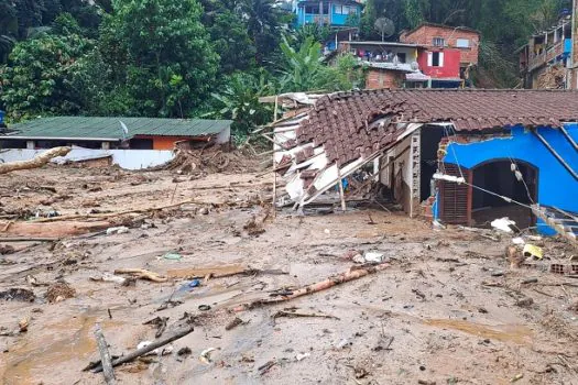 Sabesp busca restabelecer abastecimento no litoral de SP