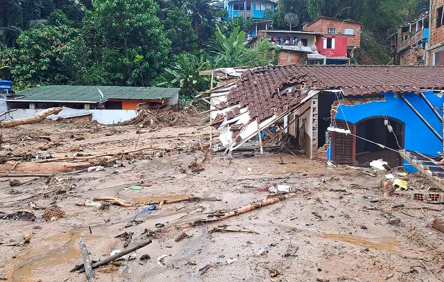 Sabesp busca restabelecer abastecimento no litoral de SP